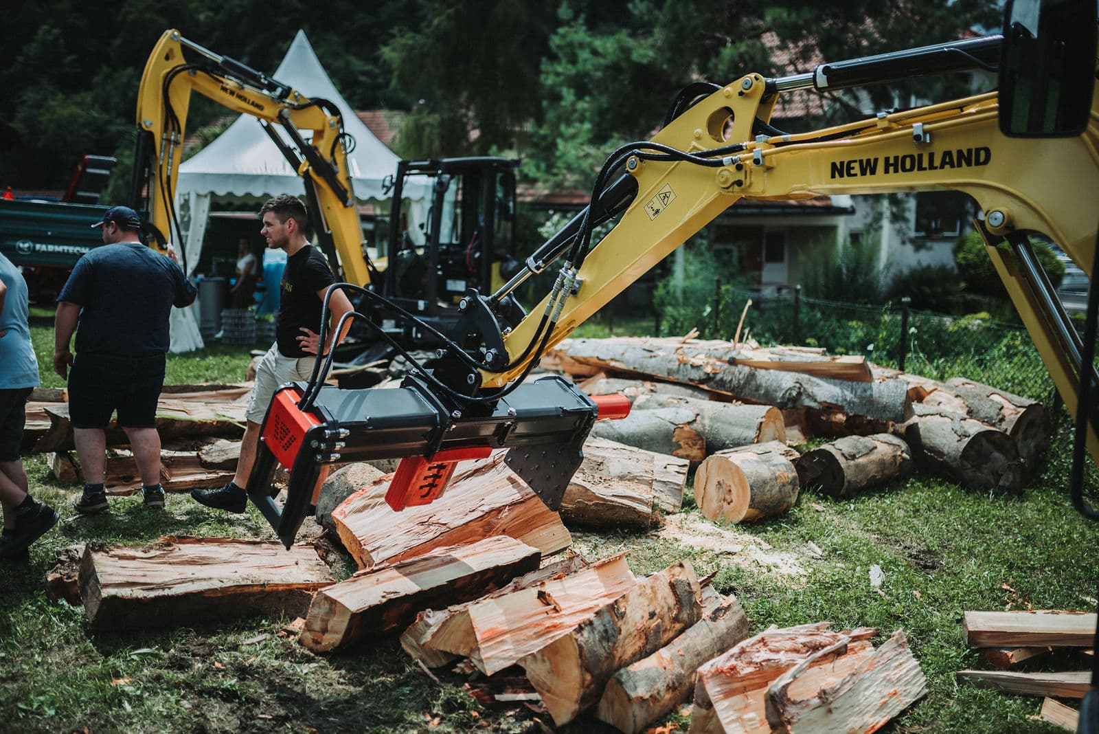 WoodSplitter BOWS dal vivo a un evento sul campo